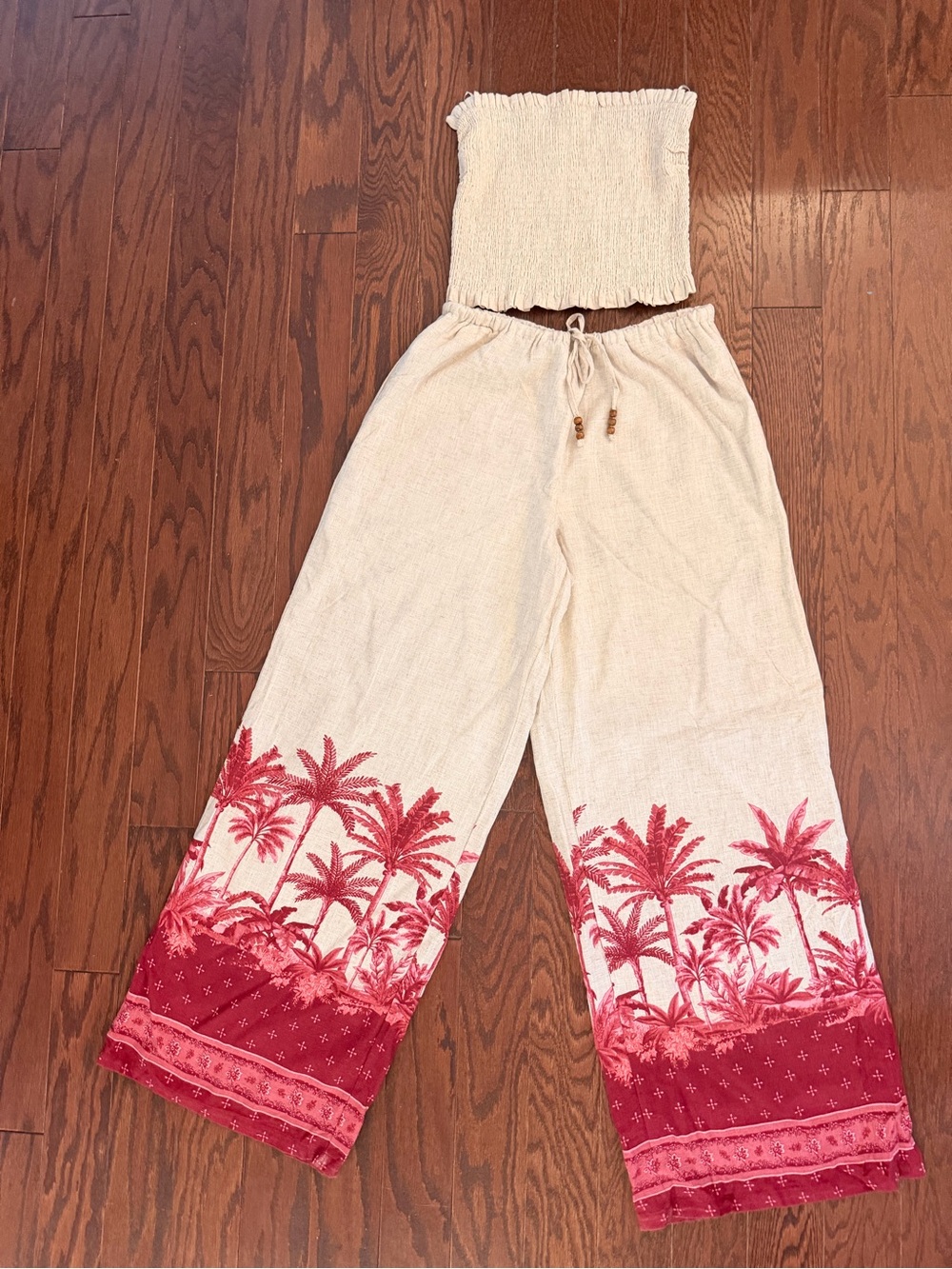 House of Harlow 1960 Cream Wide-Leg Pants with Red Palm Border